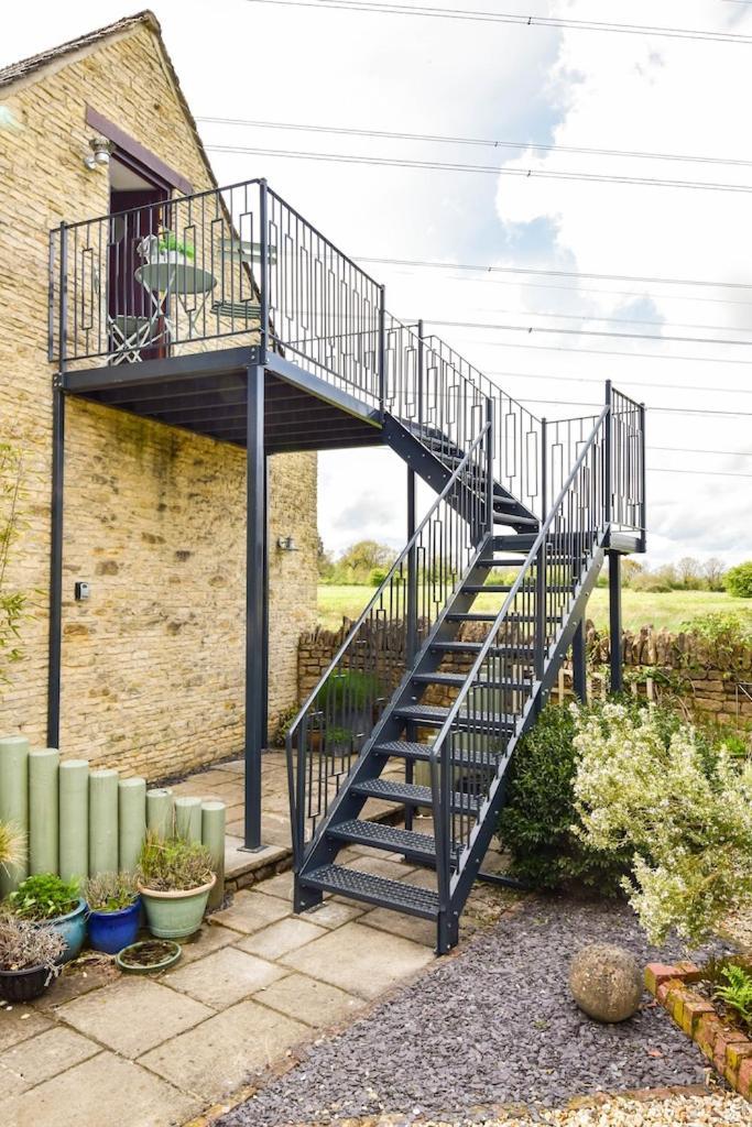 Apartamento The Lookout At Cloatley Meadow Hankerton Exterior foto